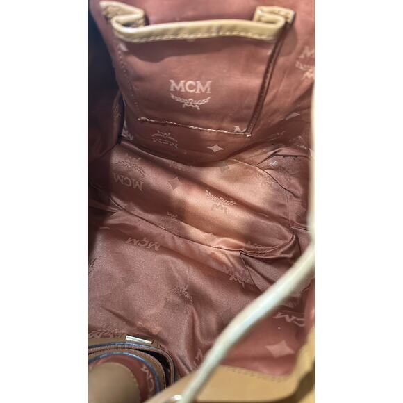 MCM cognac bucket crossbody bag - Picture 5 of 6